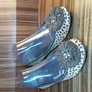 Enzo Angiolini 8M leopard print flats ballerina slippers